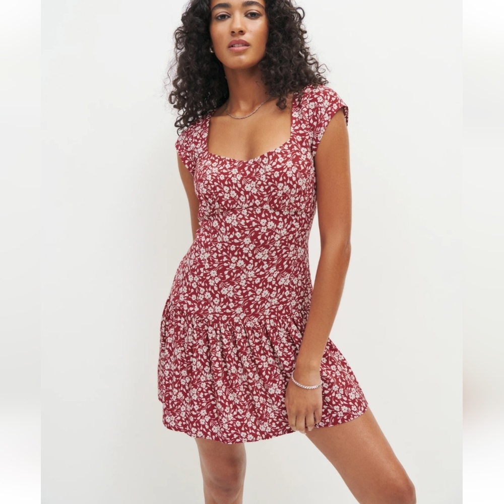 Reformation Olencia red floral print short sleeve  mini dress
